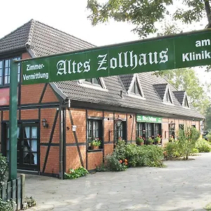 Altes Zollhaus Am Klinikum 3*, Lübeck Tyskland