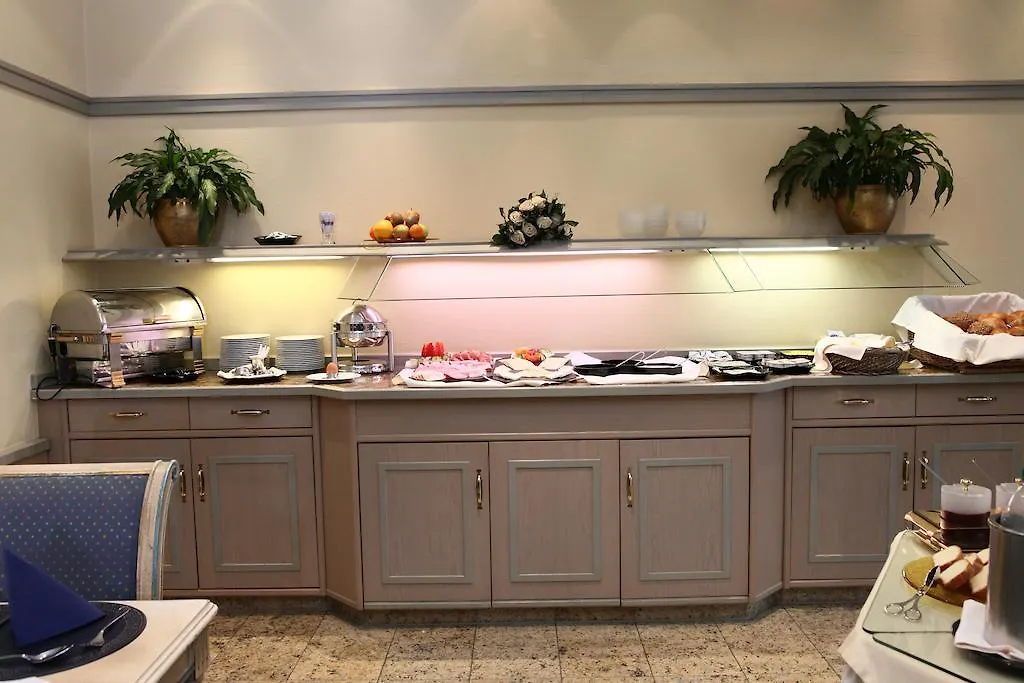 Hotel Ambiente Garni Munich 3*,  Germany